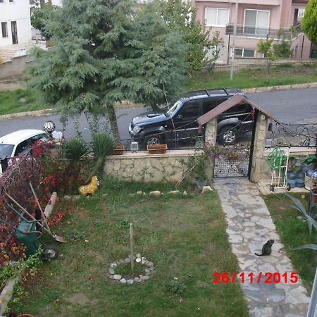 Gaby Apartment คูซาดาซี ภายนอก รูปภาพ