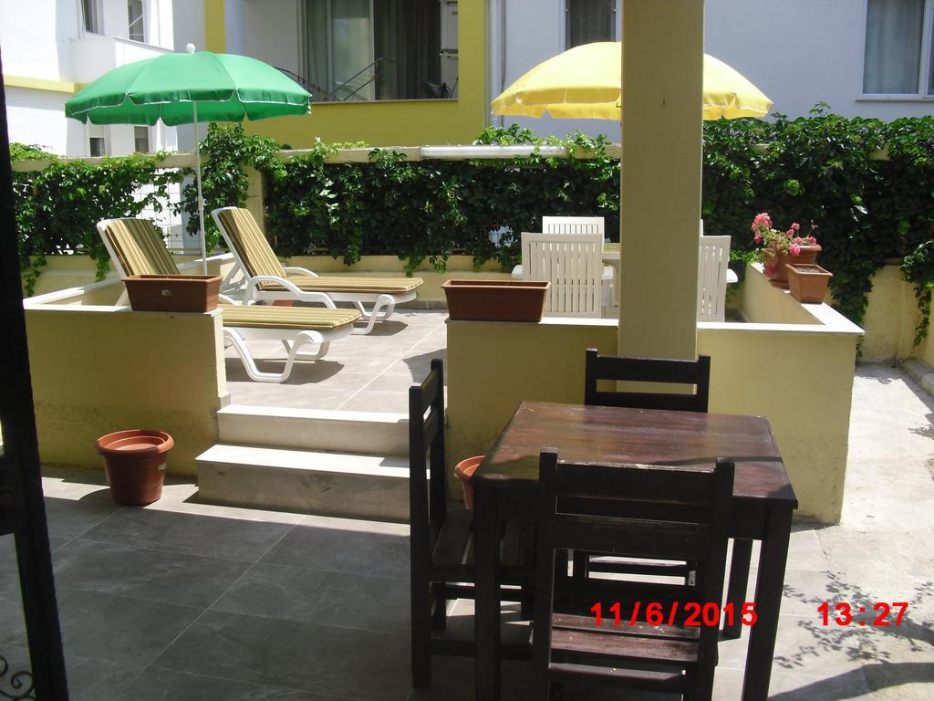 Gaby Apartment คูซาดาซี ห้อง รูปภาพ